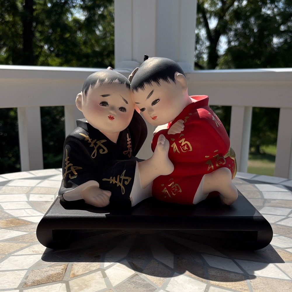 Global Art Japanese Ceramic Figurines in Black and Red - Made in Japan